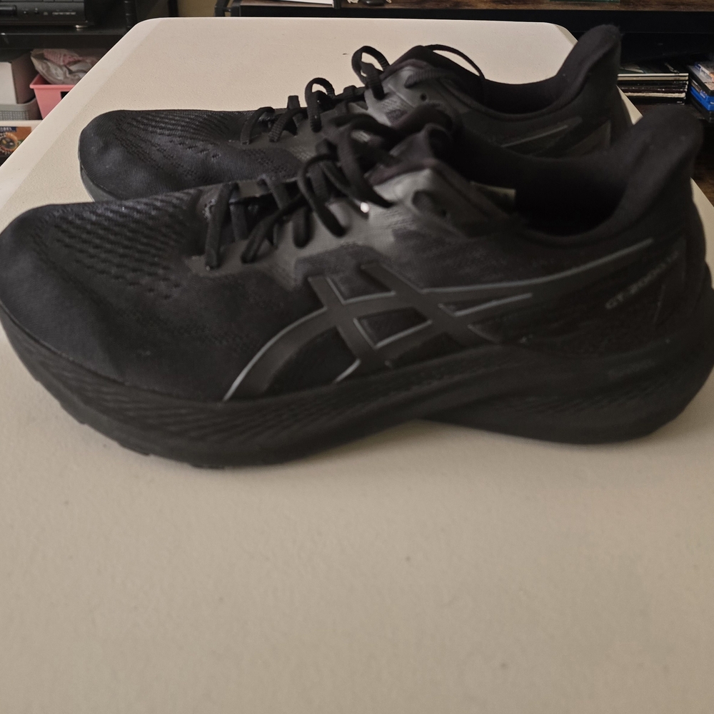 ASICS Men's Black Running Shoes